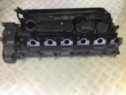 Клапанная крышка