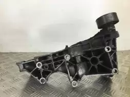 Кронштейн генератора