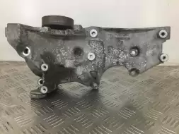 Кронштейн генератора