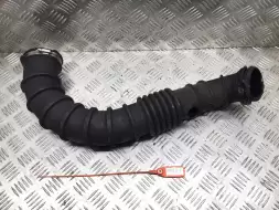 Патрубок воздушного фильтра