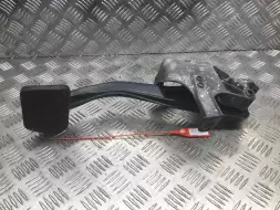 Педаль тормоза