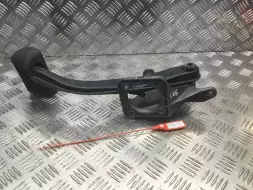 Педаль тормоза