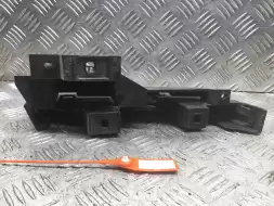 Накладка под фонарь правый