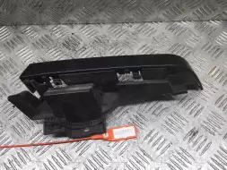 Накладка под фонарь правый