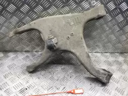 Рычаг задний правый