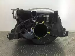 Коллектор впускной