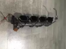 Коллектор впускной