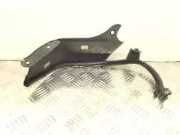 Накладка под фонарь левый