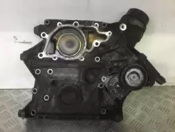 Крышка двигателя передняя