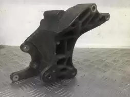 Кронштейн гидроусилителя