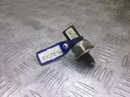 Регулятор давления топлива