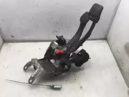 Узел педальный (блок педалей)