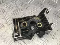 Замок двери задней правой