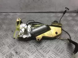 Моторчик заднего стеклоочистителя (дворника)