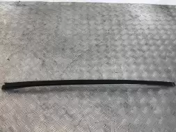 Молдинг стекла лобового