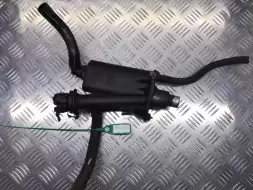 Маслозаливная горловина