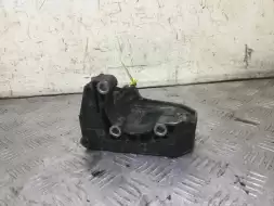 Кронштейн двигателя