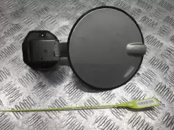 Лючок топливного бака