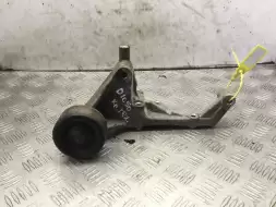 Кронштейн генератора