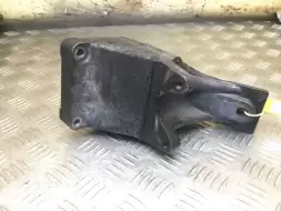 Кронштейн двигателя