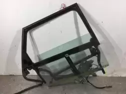 Стеклоподъемник электрический задний правый