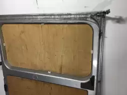 Дверь сдвижная левая