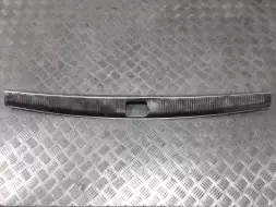 Молдинг (накладка кузовная)