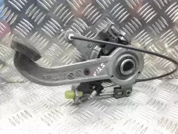 Педаль стояночного тормоза