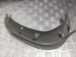 Обшивка багажника