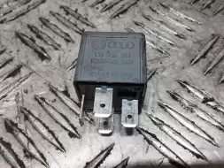 Реле бензонасоса