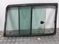 Стекло кузовное боковое левое