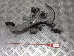 Педаль стояночного тормоза