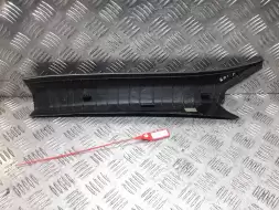 Обшивка стойки центральной правой