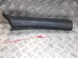 Обшивка стойки центральной правой