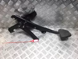 Педаль тормоза