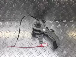 Педаль стояночного тормоза