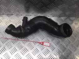 Патрубок воздушного фильтра