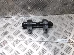 Коромысло клапана (рокер)