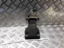 Кронштейн двигателя