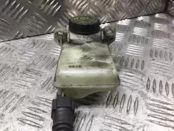 Бачок тормозной жидкости