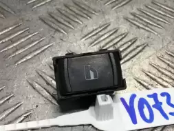 Кнопка стеклоподъемника переднего правого