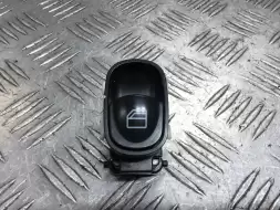 Кнопка стеклоподъемника переднего правого