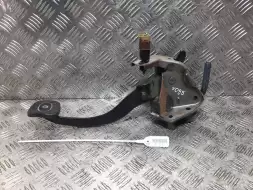 Педаль сцепления