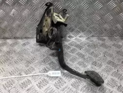 Педаль сцепления