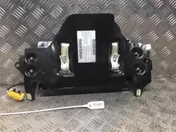 Подушка безопасности коленная