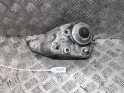 Опора амортизатора верхняя (чашка)