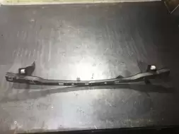 Передняя панель крепления облицовки (телевизор)