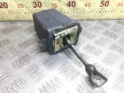 Ограничитель открывания двери передней