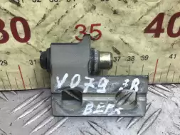 Петля двери задней правой