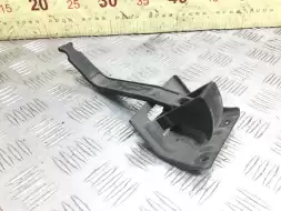 Ручка открывания капота